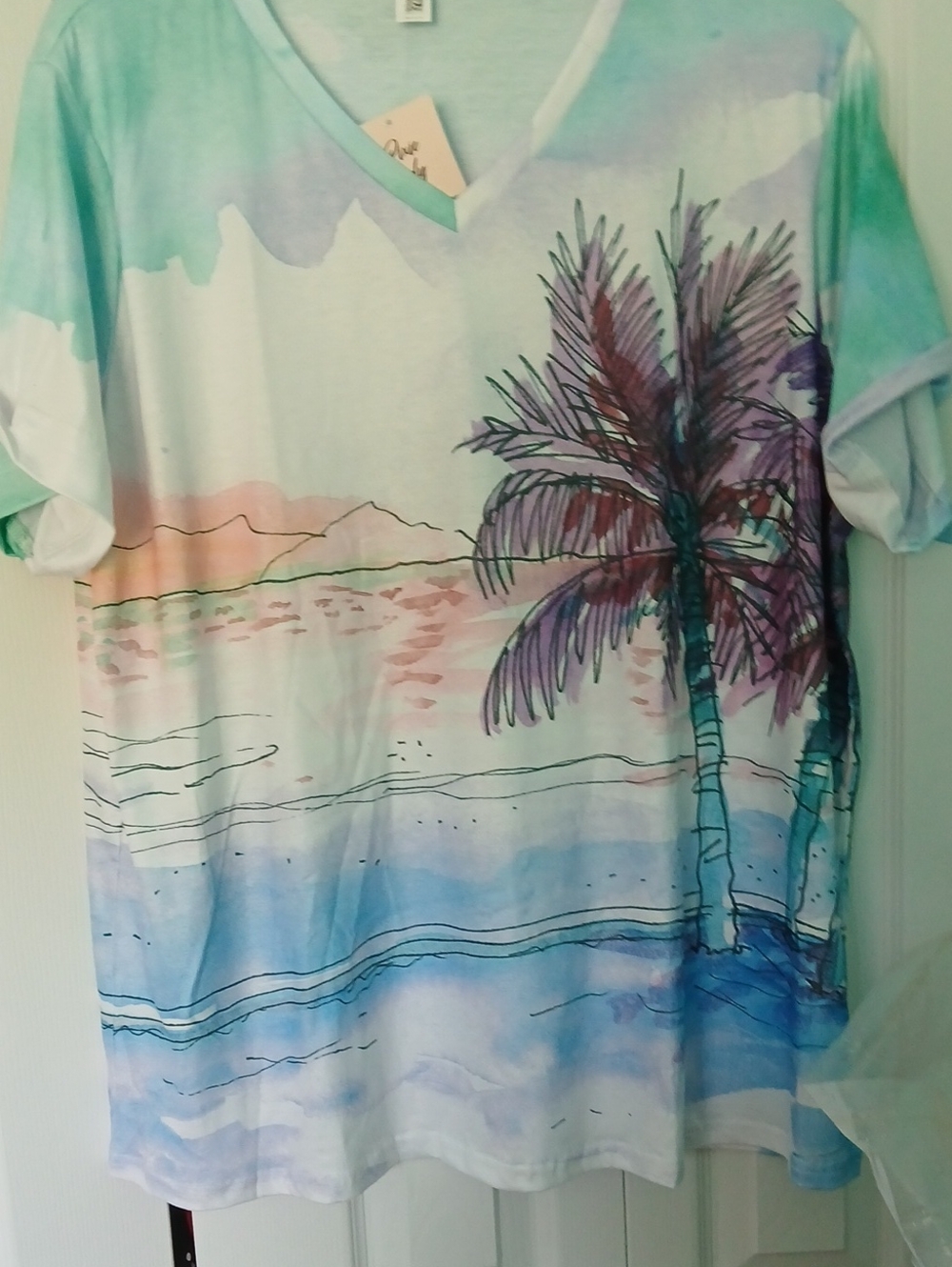 NWT 2x Tropical Palm Beach V-Neck Tee in Pastel Watercolor